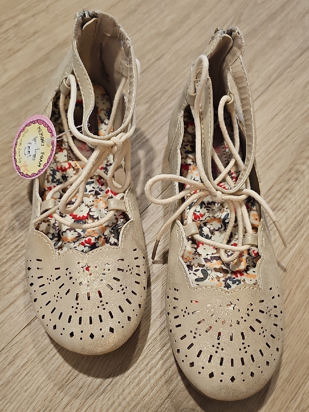 Girls Jellypop Beige Cutout Lace-Up Ballet Flats